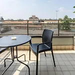 Relax Oasis Bgy 贝尔加莫